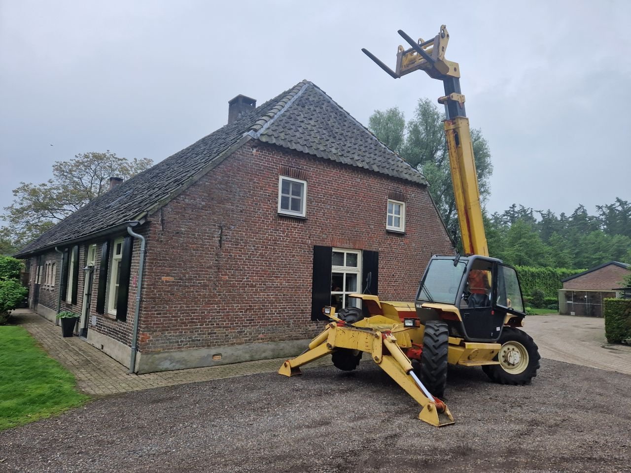 Radlader du type Manitou T 1232 S, Gebrauchtmaschine en Oirschot (Photo 4)