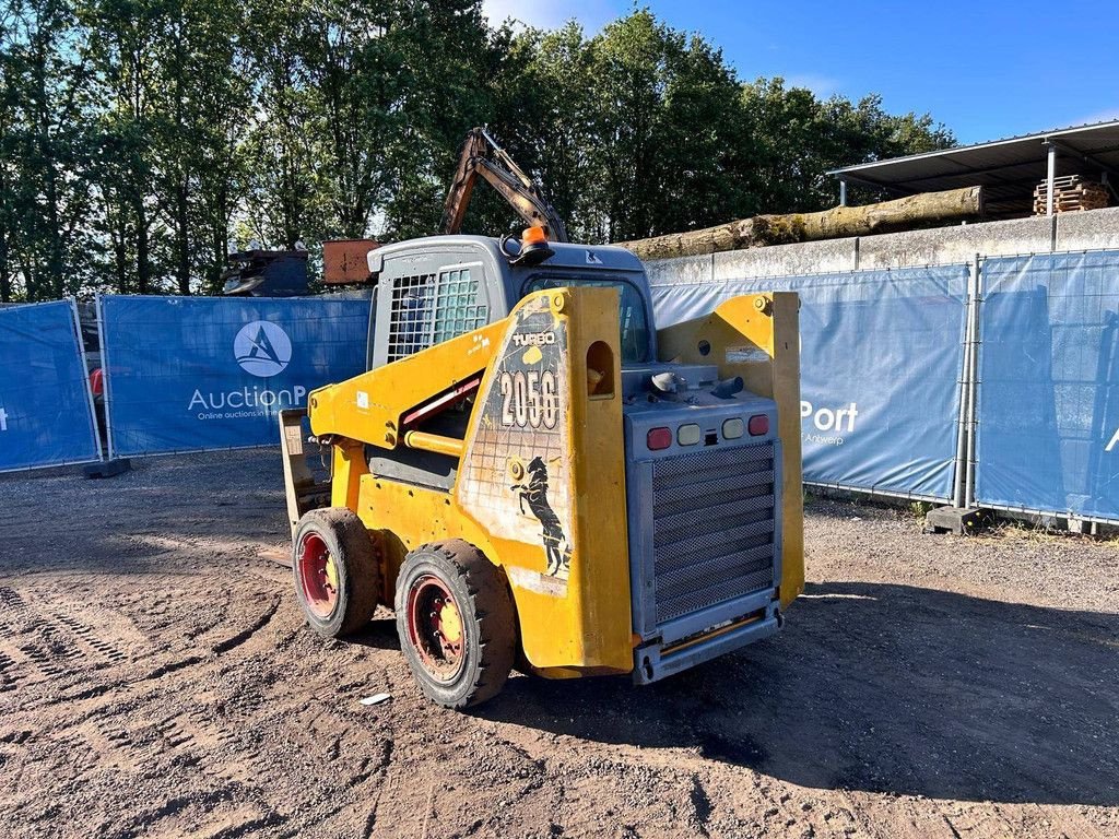 Radlader Türe ait Mustang Turbo 2056, Gebrauchtmaschine içinde Antwerpen (resim 3)