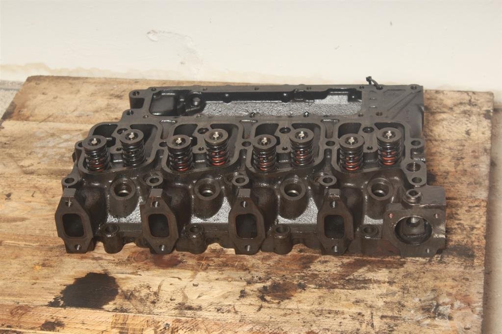 Radlader van het type New Holland LB115B Topstykke / Cylinder Head, Gebrauchtmaschine in Viborg (Foto 4)