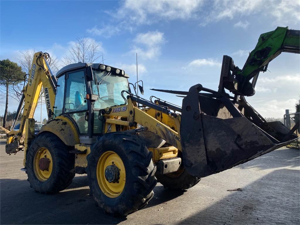 Radlader des Typs New Holland LB115B, Gebrauchtmaschine in Hemmet (Bild 3)