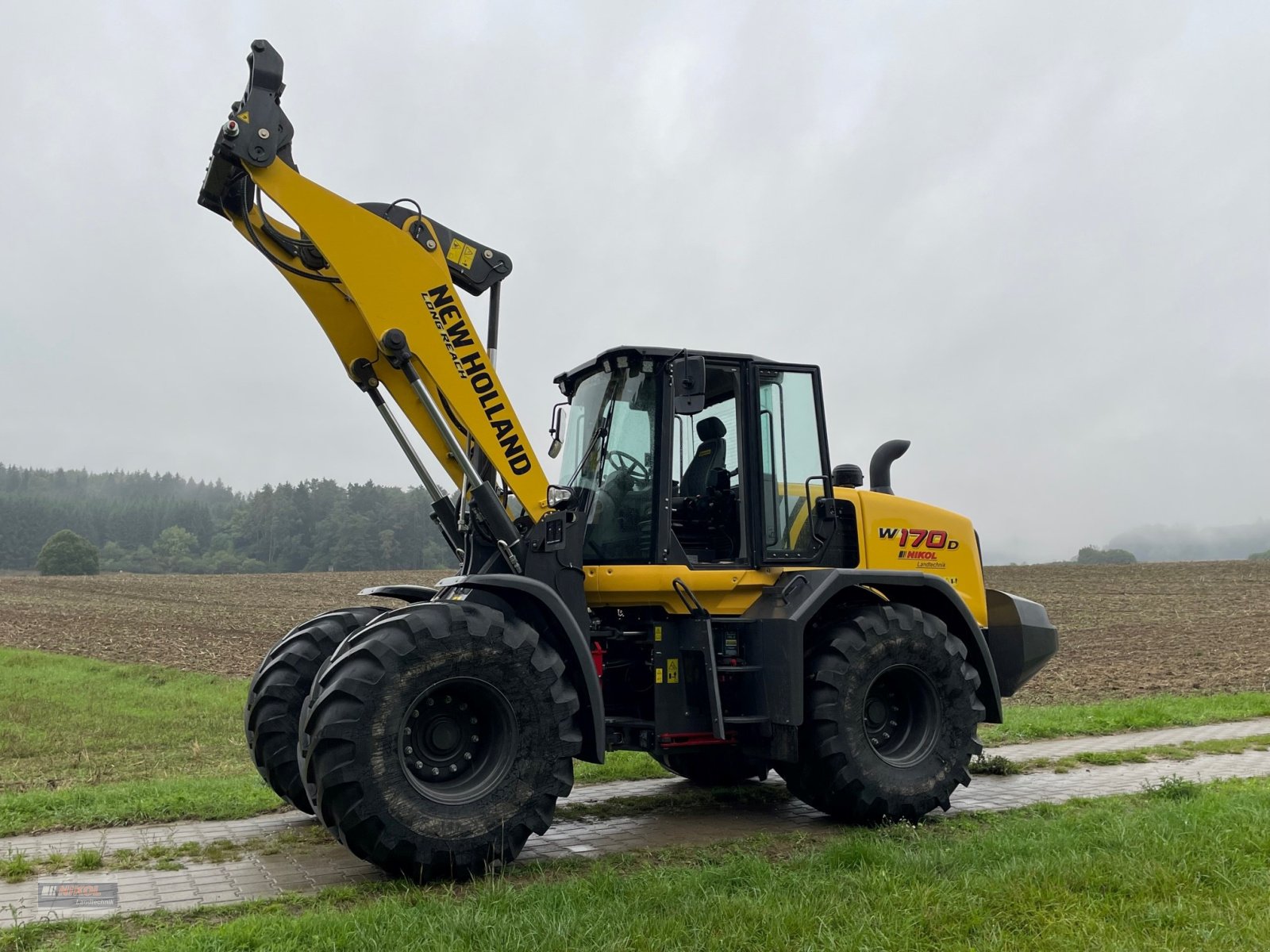 Radlader van het type New Holland W 170 D, Gebrauchtmaschine in Lichtenfels (Foto 11)