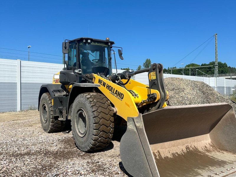 Radlader типа New Holland W 190, Gebrauchtmaschine в Nürnberg