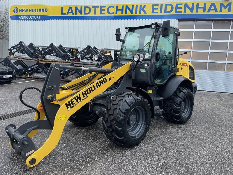 Radlader van het type New Holland W 80 C, Neumaschine in Burgkirchen (Foto 1)