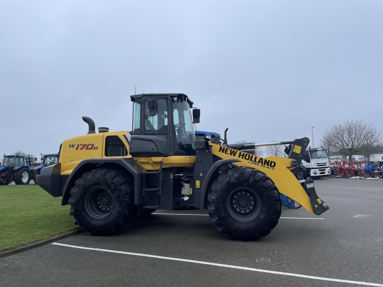 Radlader van het type New Holland W170D STAGE 5 - Z L., Gebrauchtmaschine in Hadsten (Foto 2)