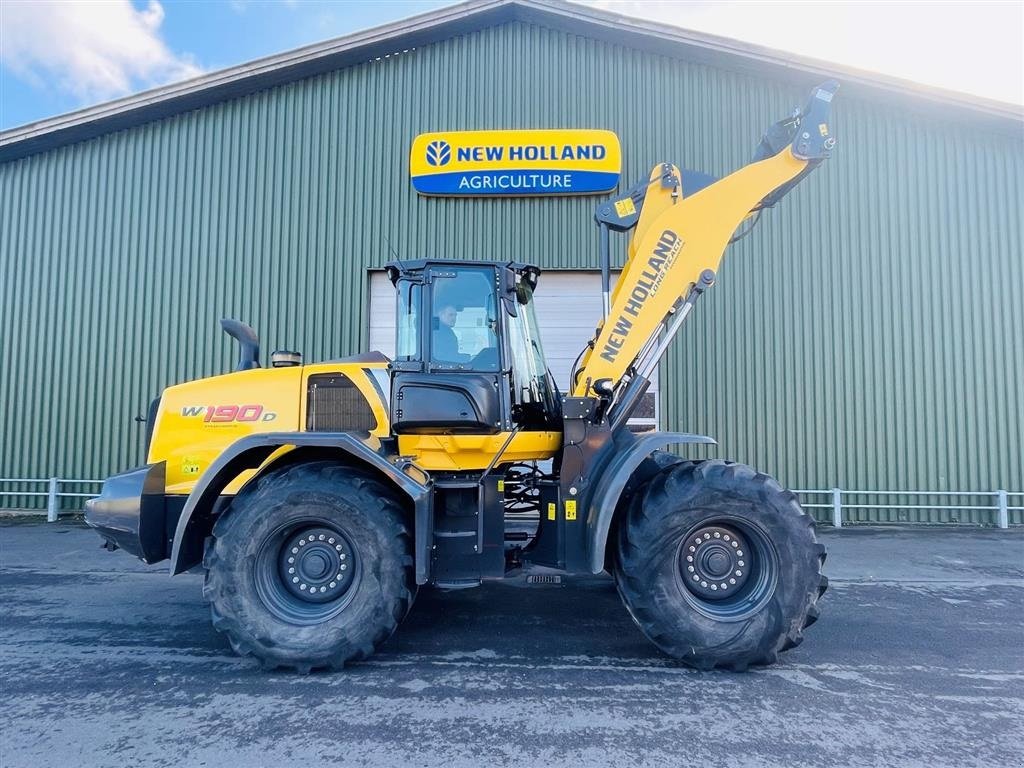 Radlader of the type New Holland W190D Lang arm, Gebrauchtmaschine in Middelfart (Picture 2)