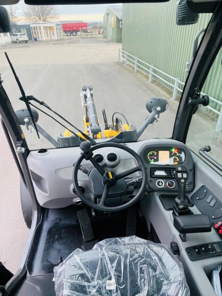 Radlader del tipo New Holland W80C ZB-HS, Gebrauchtmaschine en Middelfart (Imagen 6)