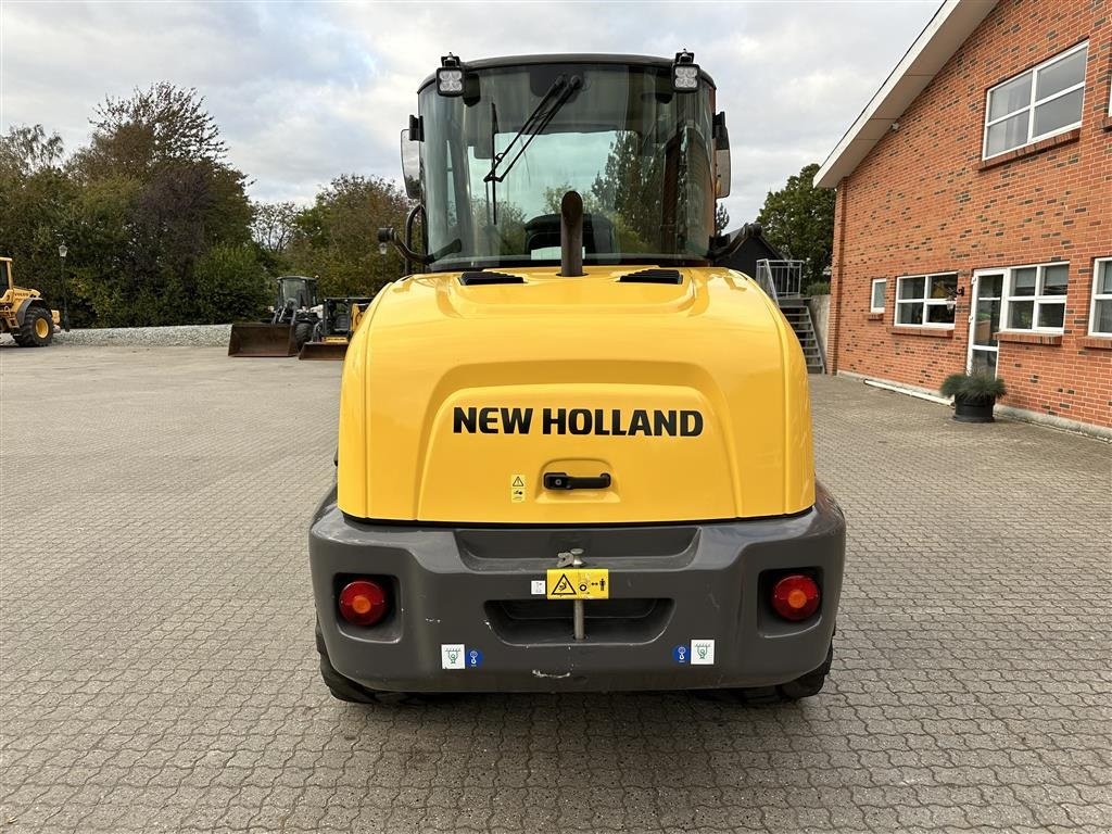 Radlader des Typs New Holland W80C ZR-HS, Gebrauchtmaschine in Gjerlev J. (Bild 6)