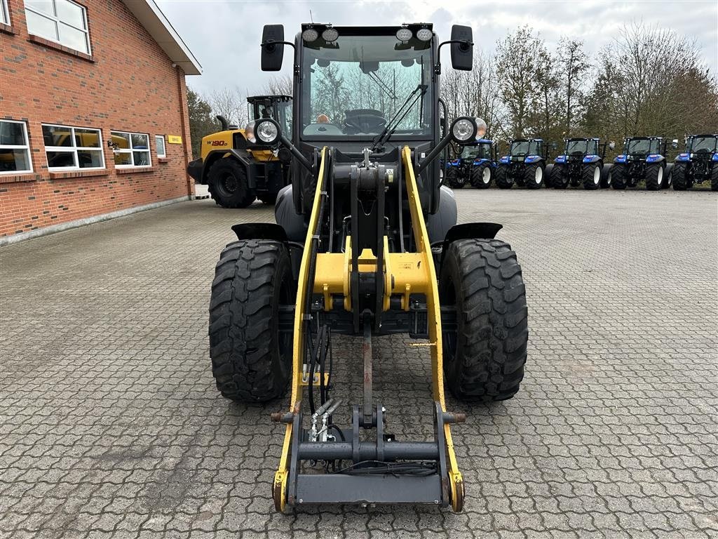 Radlader del tipo New Holland W80C, Gebrauchtmaschine en Gjerlev J. (Imagen 3)