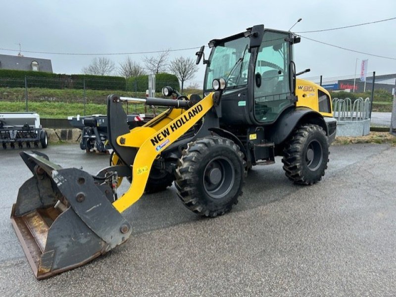 Radlader typu New Holland W80C, Gebrauchtmaschine v JOSSELIN (Obrázok 1)