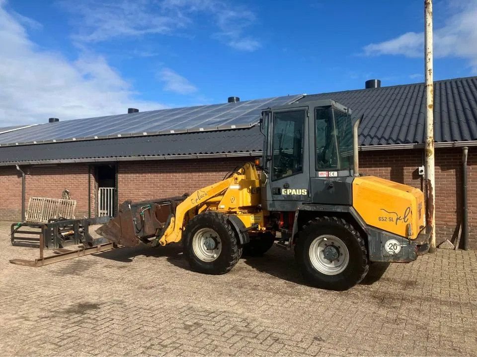 Radlader van het type Paus RL 652 SL Shovel Loader met ballen klem, Gebrauchtmaschine in Lunteren (Foto 1)