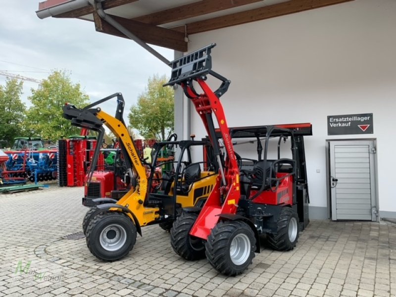 Radlader van het type Schäffer 2430 SLT, Neumaschine in Markt Schwaben (Foto 1)