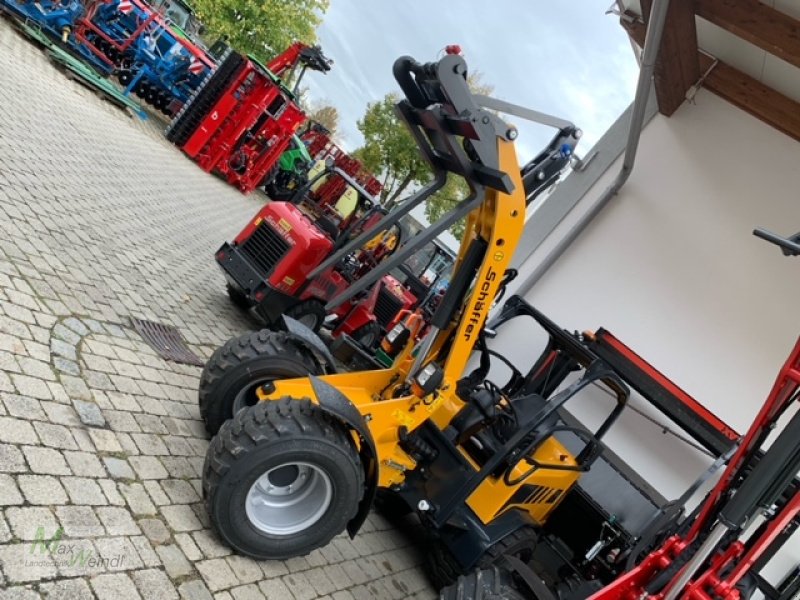 Radlader van het type Schäffer 2430 SLT, Neumaschine in Markt Schwaben (Foto 2)