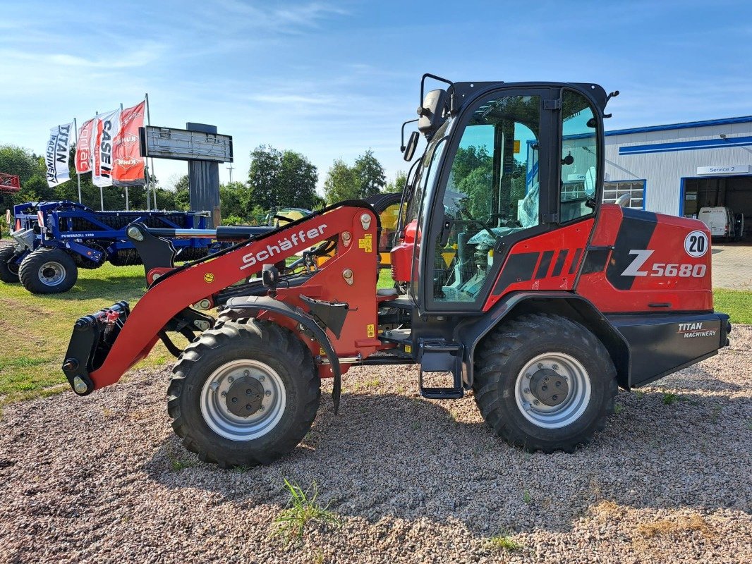 Radlader of the type Schäffer 5680 Z, Neumaschine in Gülzow-Prüzen OT Mühlengeez (Picture 2)