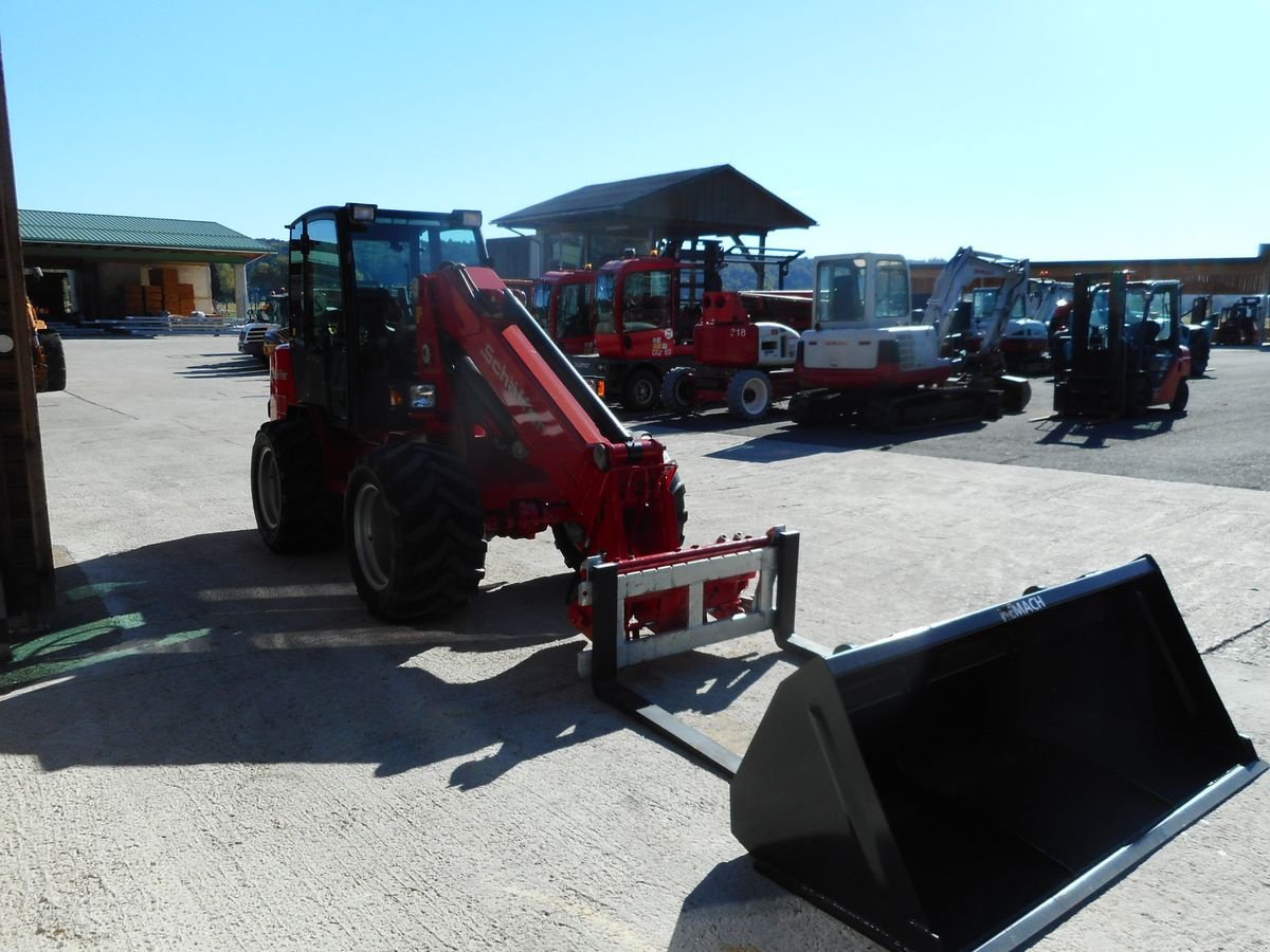 Radlader van het type Schäffer 570T mit Teleskoparm! ( 4.900kg )  Schaufel u. G, Gebrauchtmaschine in St. Nikolai ob Draßling (Foto 5)