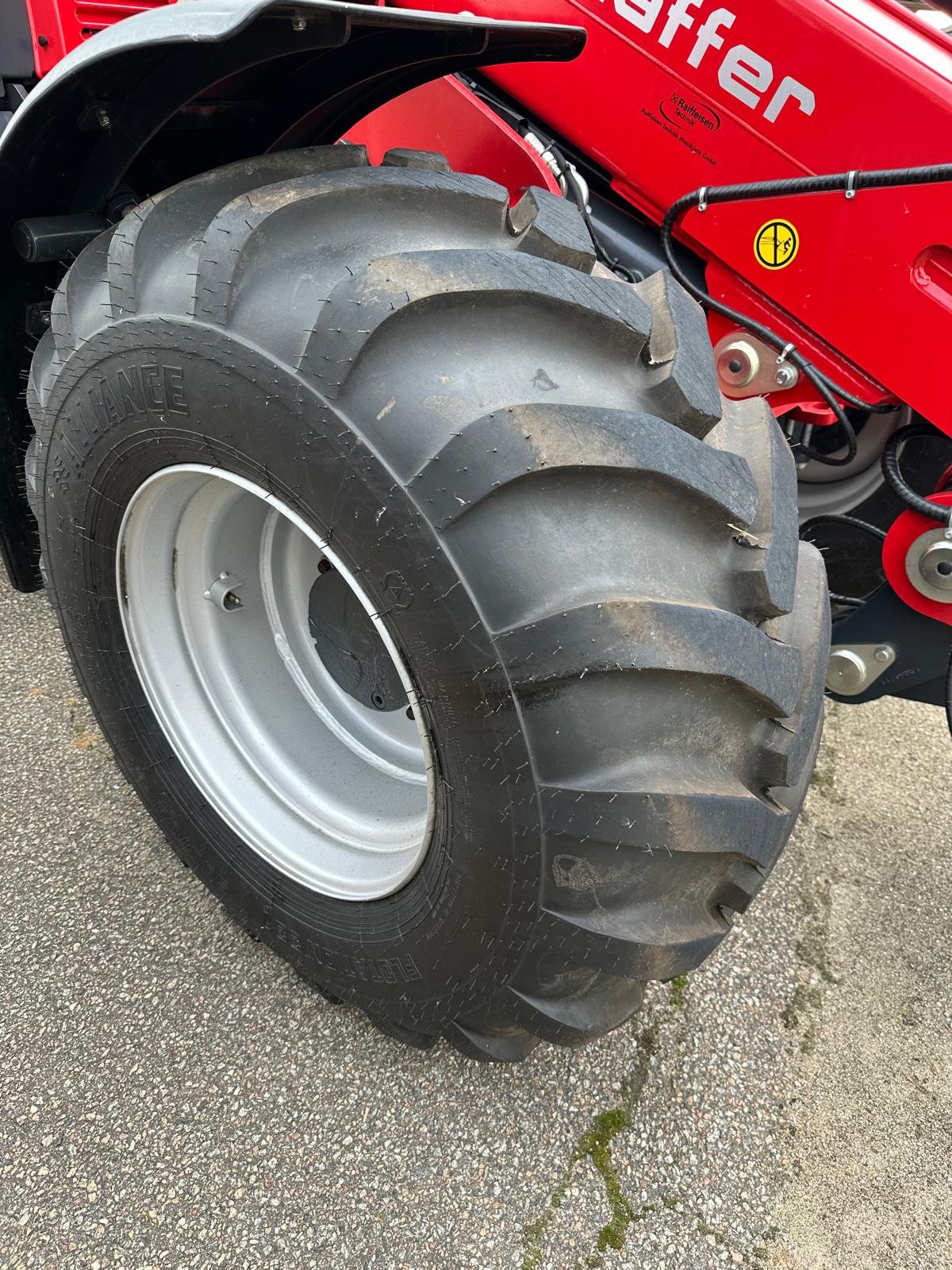 Radlader van het type Schäffer 8620T-2 mit Kabine, Neumaschine in Süderlügum (Foto 9)