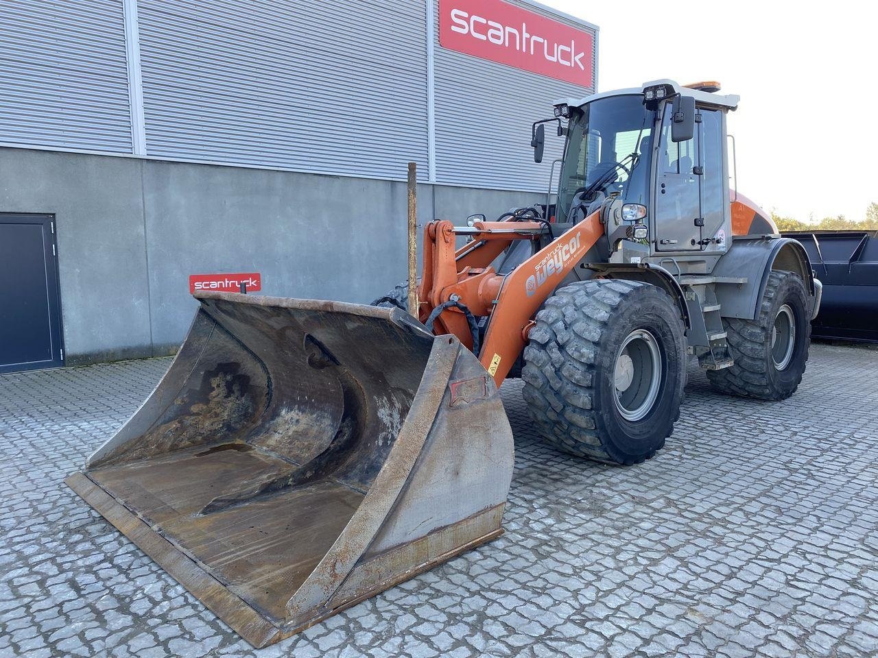 Radlader des Typs Sonstige AR250E, Gebrauchtmaschine in Skive (Bild 1)