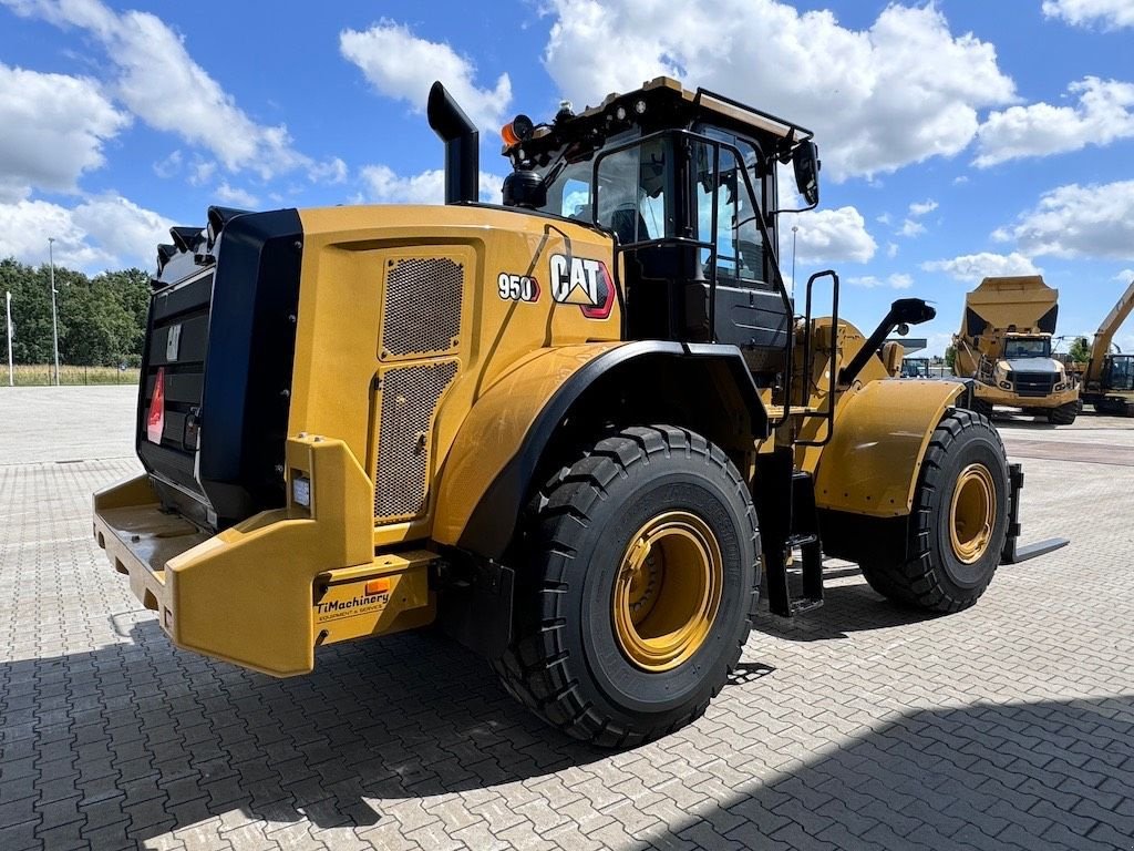 Radlader of the type Sonstige Cat 950, Neumaschine in Oud Gastel (Picture 4)