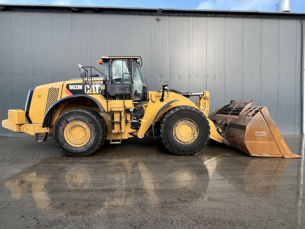 Radlader van het type Sonstige Cat 982M, Gebrauchtmaschine in Venlo (Foto 8)