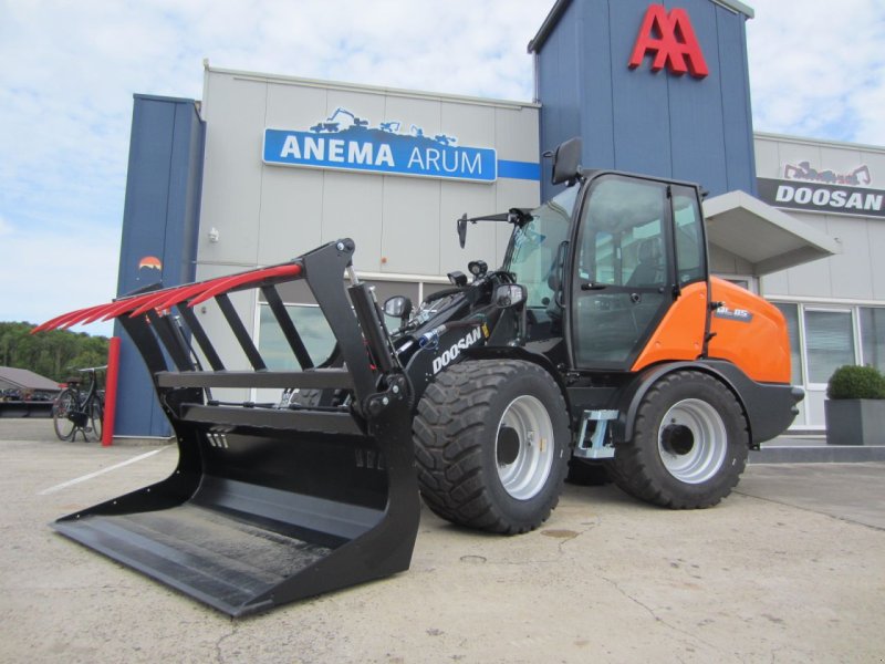 Radlader des Typs Sonstige Doosan / Giant DL85-7 / 5000, Neumaschine in Arum