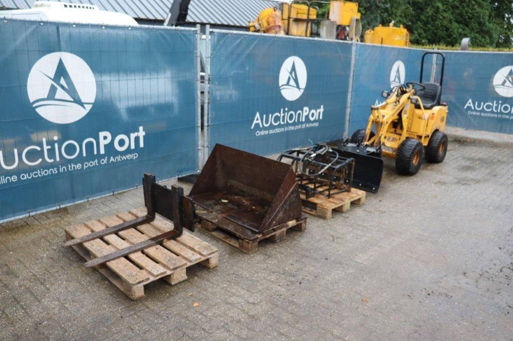 Radlader du type Sonstige Fiori LOAD 600, Gebrauchtmaschine en Antwerpen (Photo 8)