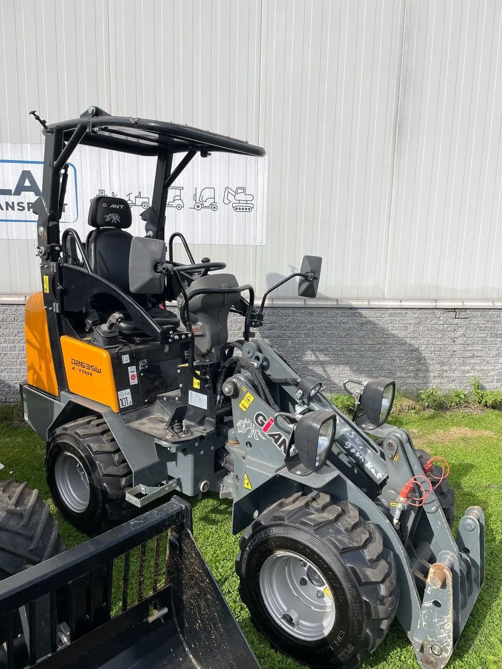 Radlader a típus Sonstige Giant 263SWT Xtra shovels 3 stuks vanaf &euro;19700,- ex, Gebrauchtmaschine ekkor: Kwintsheul (Kép 10)