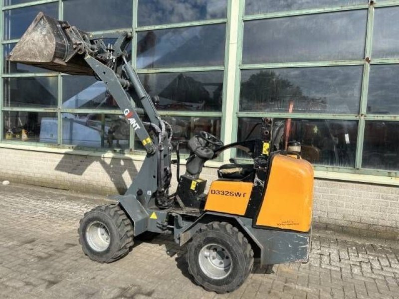 Radlader tipa Sonstige Giant D 332 SWT, Gebrauchtmaschine u Roosendaal (Slika 4)