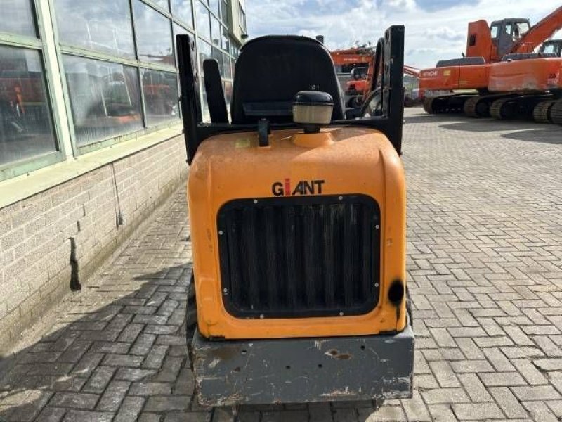 Radlader от тип Sonstige Giant D 332 SWT, Gebrauchtmaschine в Roosendaal (Снимка 8)