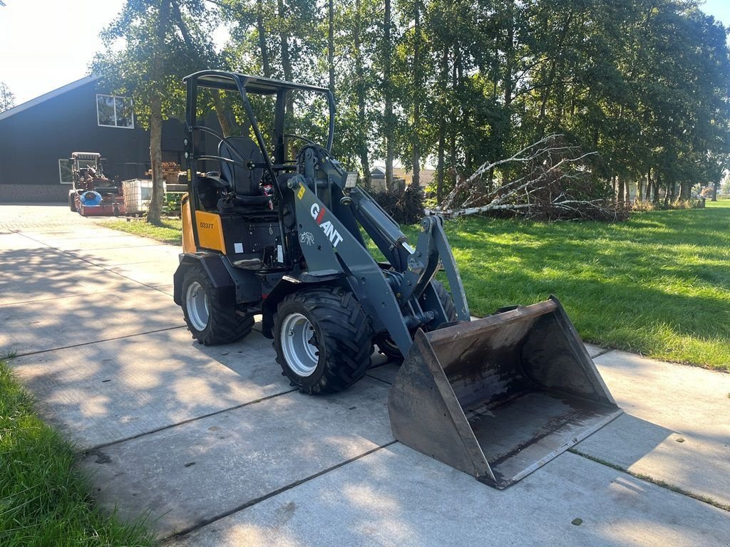 Radlader tip Sonstige Giant D337T, Gebrauchtmaschine in Lunteren (Poză 5)