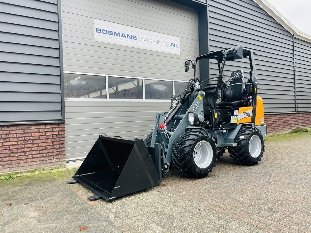 Radlader van het type Sonstige Giant G1500 minishovel / kniklader NIEUW (hoge mast), Neumaschine in Neer (Foto 4)