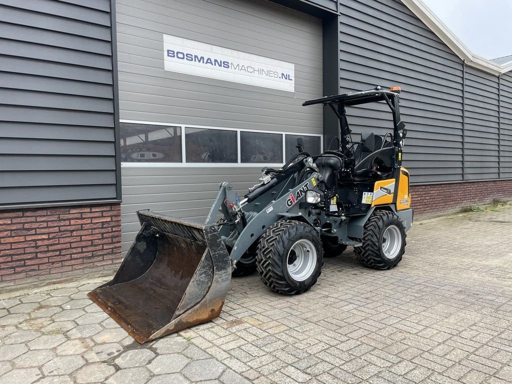 Radlader του τύπου Sonstige Giant G2200 X-TRA HD minishovel / kniklader BJ 2023, Gebrauchtmaschine σε Neer (Φωτογραφία 4)