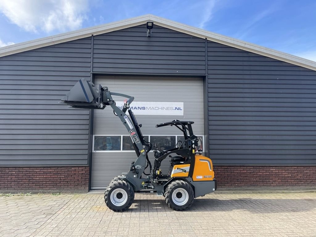 Radlader del tipo Sonstige Giant G2300 minishovel / kniklader NIEUW, Neumaschine en Neer (Imagen 2)