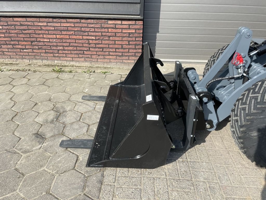 Radlader typu Sonstige Giant G2500 HD X-TRA minishovel NIEUW, Neumaschine w Neer (Zdjęcie 8)