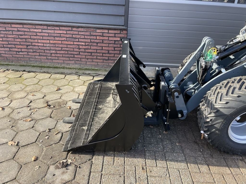 Radlader of the type Sonstige Giant G2700 HD X-TRA minishovel 2.7 T vanaf &euro;69 per dag, Gebrauchtmaschine in Neer (Picture 7)