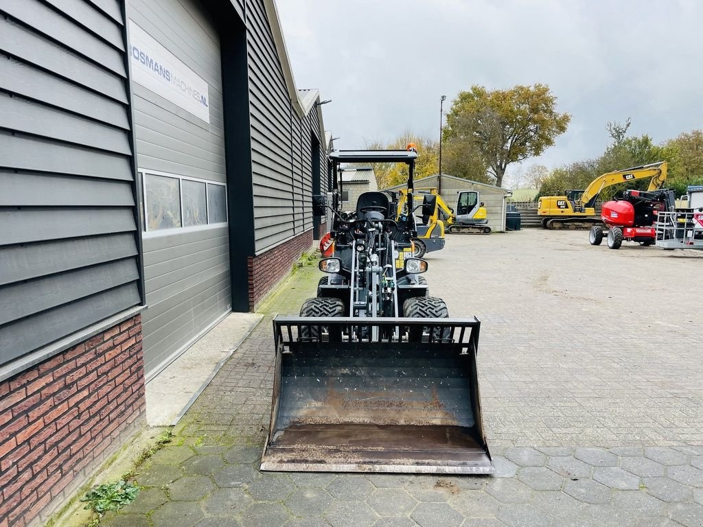 Radlader del tipo Sonstige Giant G2700 HD X-TRA + minishovel / kniklader BJ 2024 147 uur, Gebrauchtmaschine In Neer (Immagine 5)