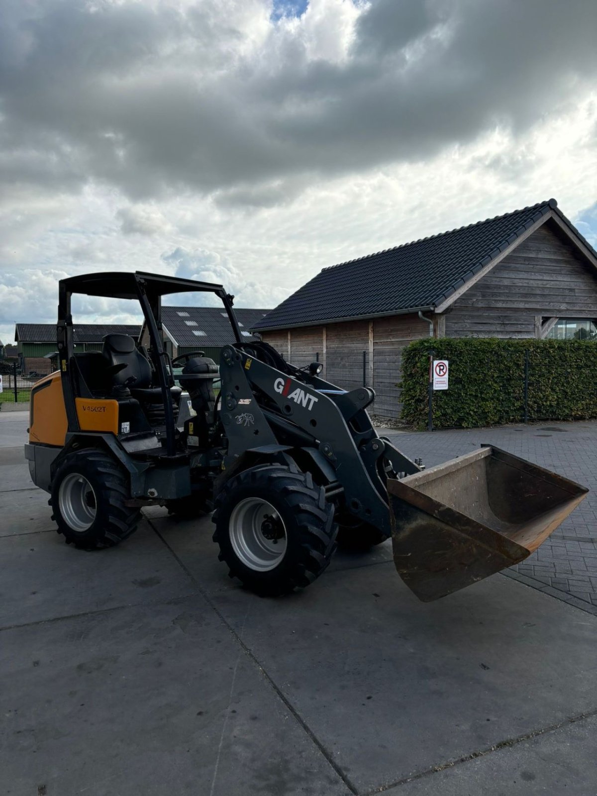 Radlader of the type Sonstige Giant V4502t, Gebrauchtmaschine in Wadenoijen (Picture 4)