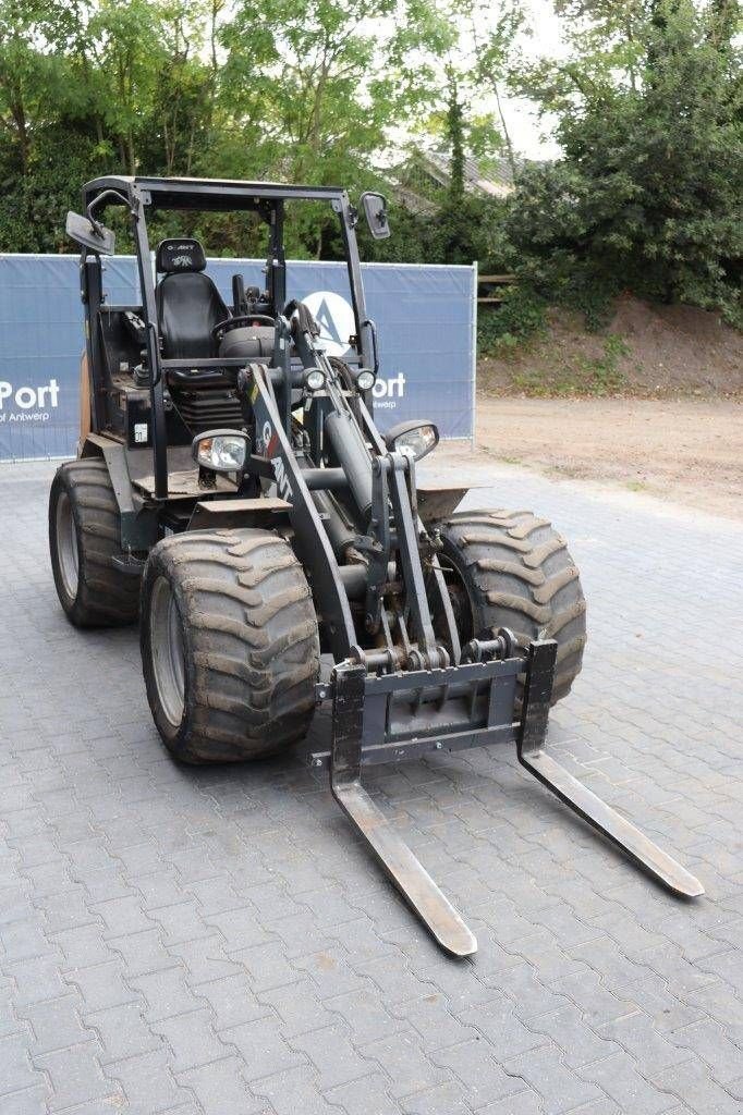 Radlader typu Sonstige Giant V6004T X-TRA, Gebrauchtmaschine w Antwerpen (Zdjęcie 9)