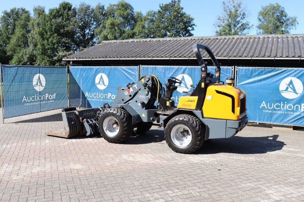 Radlader typu Sonstige Giant V6004T, Gebrauchtmaschine v Antwerpen (Obrázek 3)