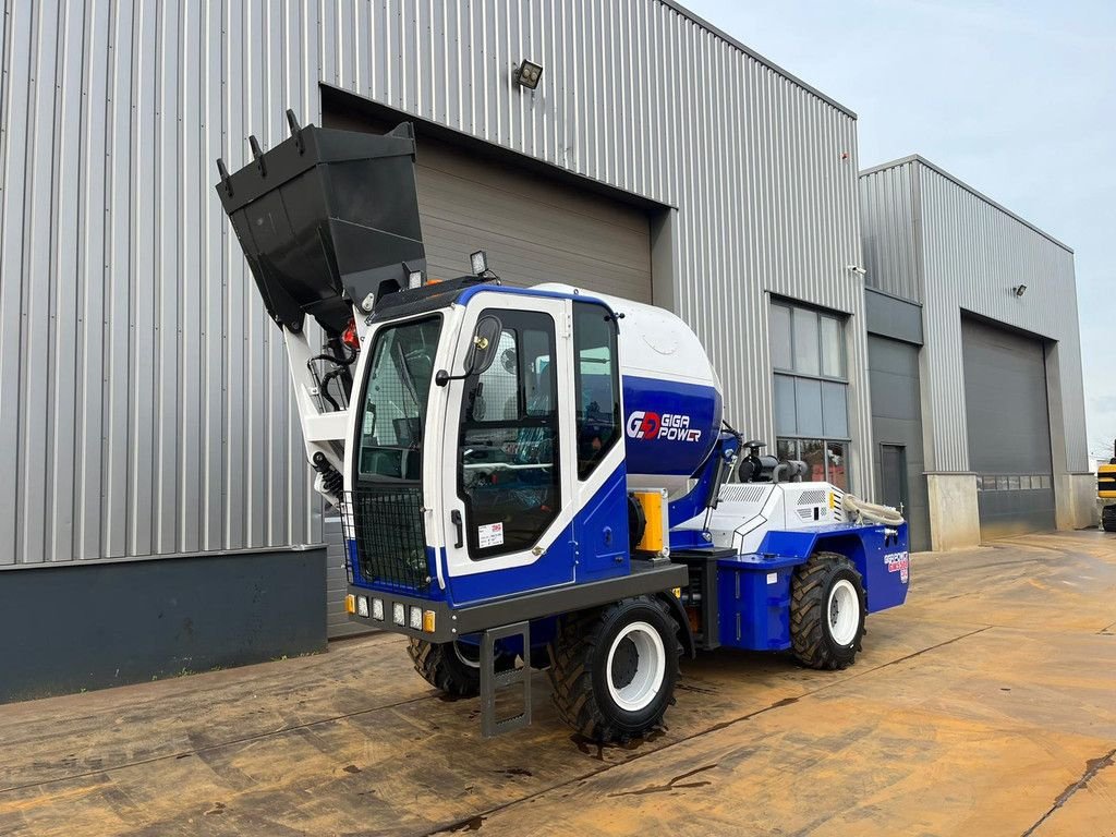 Radlader des Typs Sonstige Giga power GW5500 4x4 concrete mixer, Neumaschine in Velddriel (Bild 11)