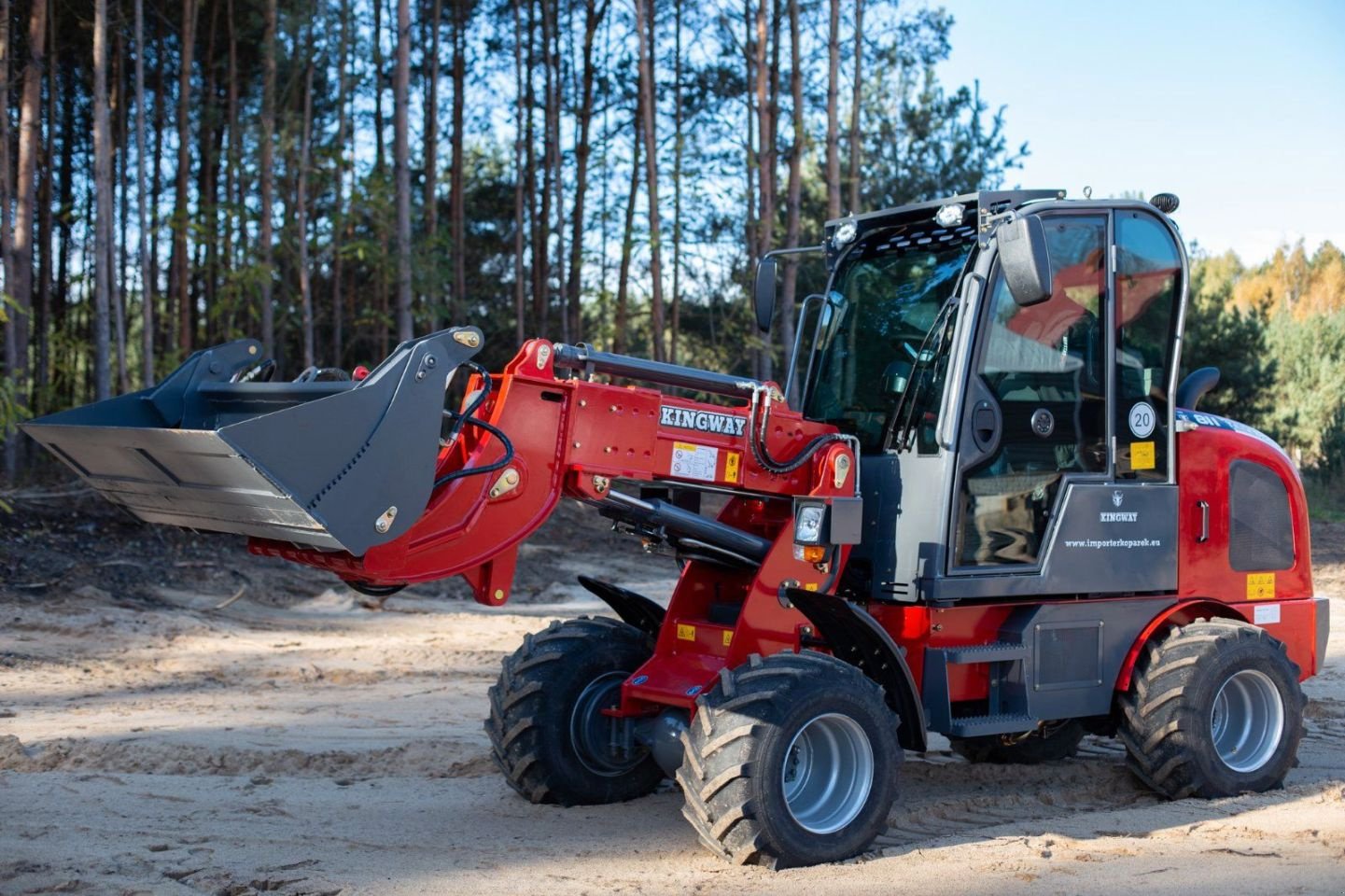 Radlader del tipo Sonstige Kingway 811T, Neumaschine en Hollandscheveld (Imagen 1)