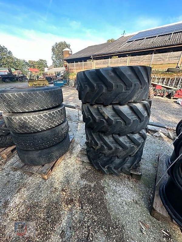 Radlader van het type Sonstige Reifen 20 Zoll 12.5 14.5 405 365/80R20 Anhänger Radlader Unimog, Gebrauchtmaschine in Fitzen (Foto 5)