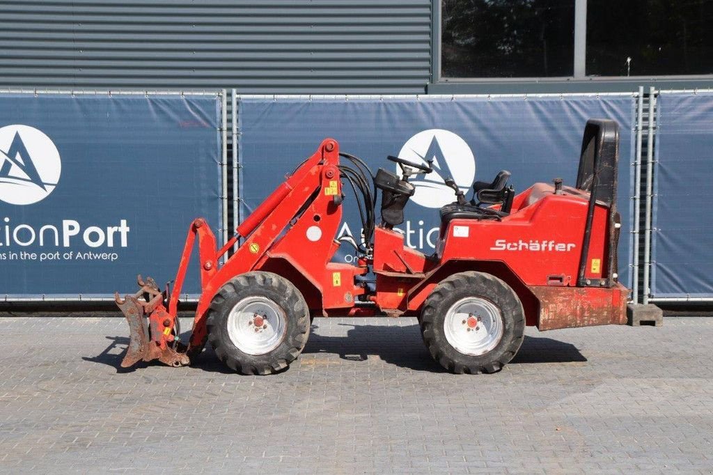 Radlader des Typs Sonstige Sch&auml;ffer 3026, Gebrauchtmaschine in Antwerpen (Bild 2)