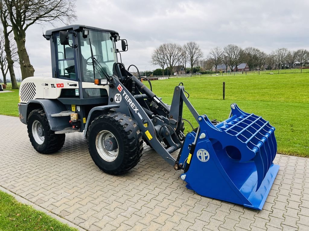 Radlader van het type Terex TL 100, Gebrauchtmaschine in Coevorden (Foto 3)