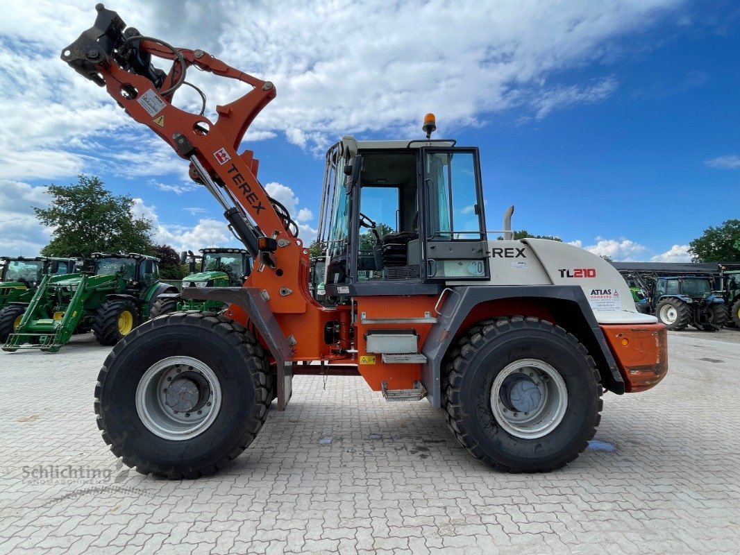 Radlader des Typs Terex TL 210, Gebrauchtmaschine in Marxen (Bild 3)