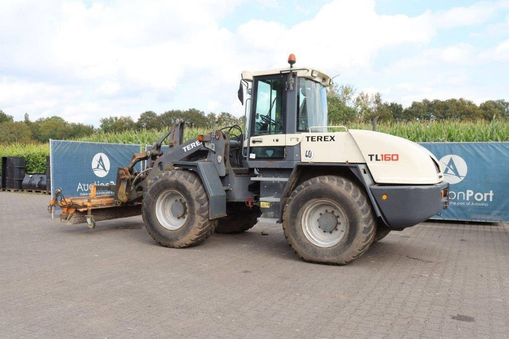 Radlader des Typs Terex TL160, Gebrauchtmaschine in Antwerpen (Bild 3)