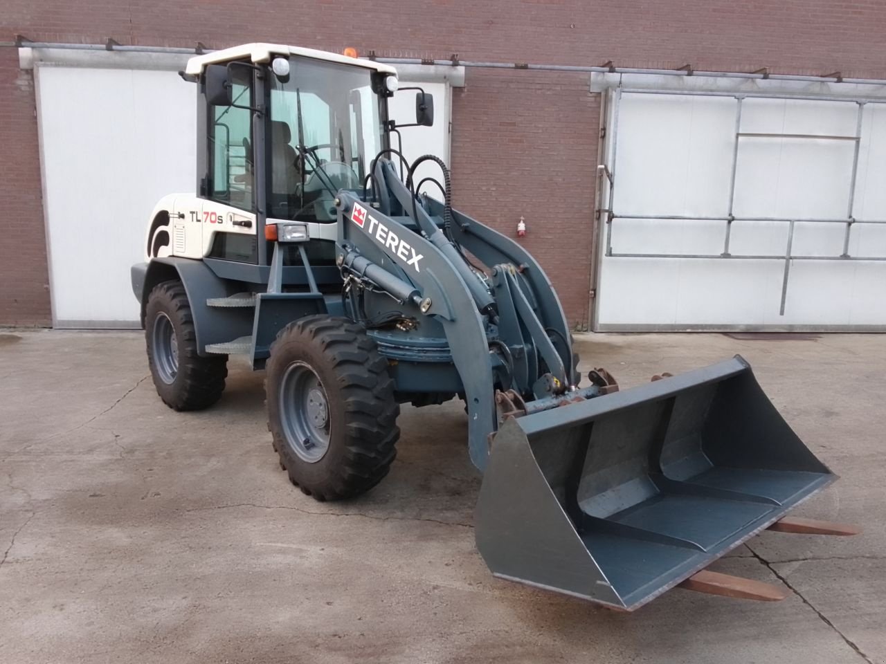 Radlader des Typs Terex TL70S, Gebrauchtmaschine in Dongen (Bild 1)