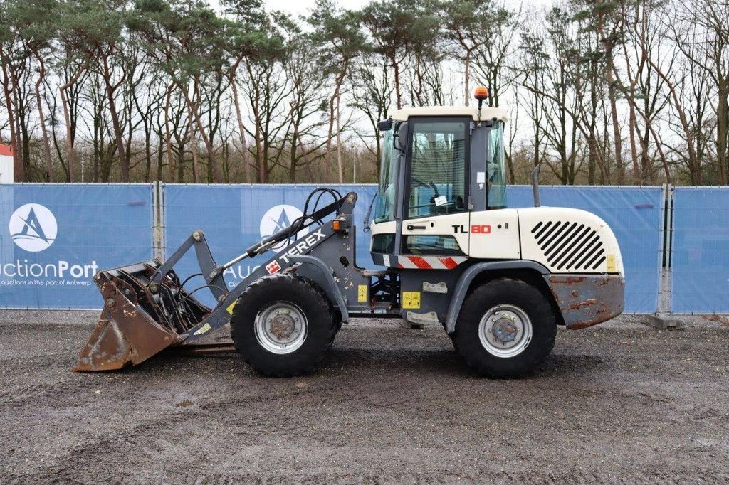 Radlader des Typs Terex TL80, Gebrauchtmaschine in Antwerpen (Bild 2)