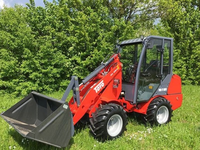 Radlader des Typs Toyo 836 II Cab Stage V, Neumaschine in Schutterzell (Bild 1)