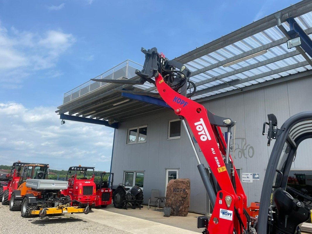 Radlader typu Toyo 850 A mit Kabine, Neumaschine v Schutterzell (Obrázek 14)