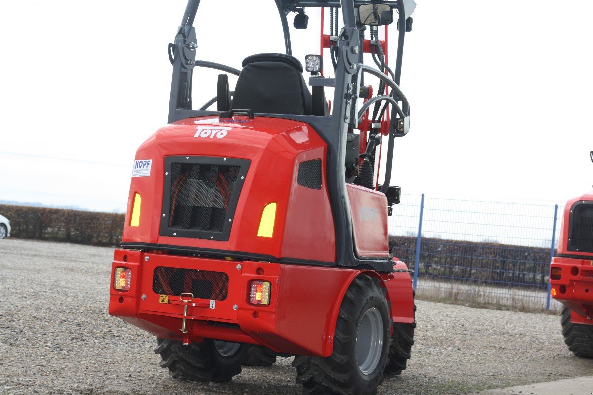 Radlader del tipo Toyo Toyo 810 Elektro mit Bügel Lithiumbatterie, Neumaschine In Schutterzell (Immagine 16)