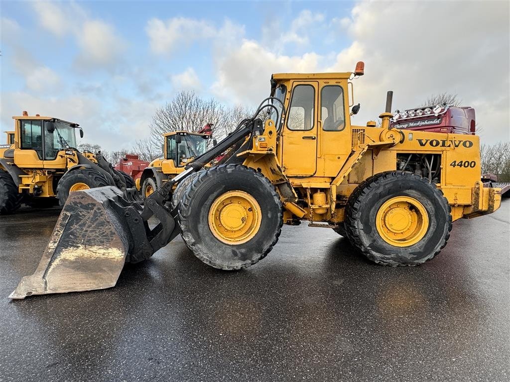 Radlader tip Volvo 4400 MED HURTIGSKIFTE OG SKOVL!, Gebrauchtmaschine in Nørager (Poză 2)